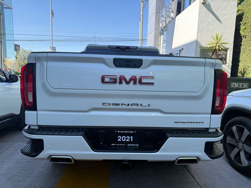 GMC Sierra 6.2 Denali Dvd At