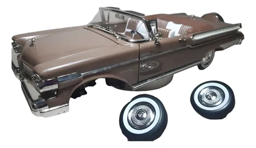 Miniatura Mercury Turnpike Cruiser 1957 Road Signature 1:18