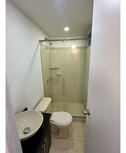 Venta Apartamento 60mts2, En Las Guabinas, Yumbo, 11237.