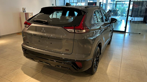 Mitsubishi Eclipse Cross 1.5 MIVEC TURBO GASOLINA HPE BLACK CVT