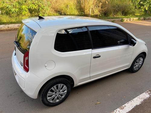 Volkswagen Up! 2015 1.0 Take 3p