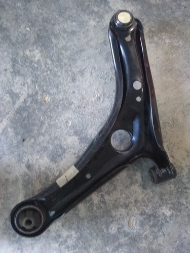 Meseta De Toyota Yaris Izq-der Hasta El 2005