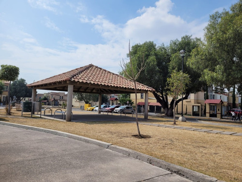 En Venta Casa Con 3 Recámaras ¡recién Remodelada! A 15 Mins Del Aifa