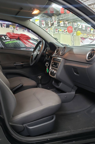 Imagem 6 de 10 de Volkswagen Voyage 1.6 Mi Trend 8v Flex 4p Manual
