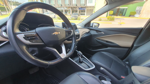 Chevrolet Onix 1.2t Premier L At