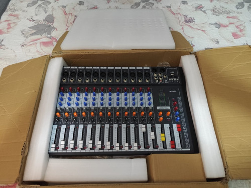 Mixer 12 Canales Ammon (Usado)