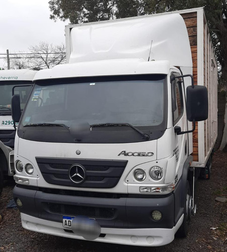 Mercedes Benz  Accrlo 815