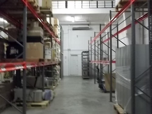 Imagen 6 de 14 de Iza - Venta Local Industrial