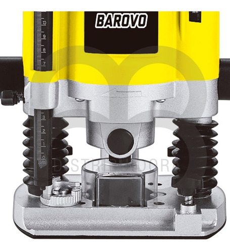 Imagen 2 de 2 de Fresadora Barovo FE120-C 1200W 220V Con Maletin Y Accesorios