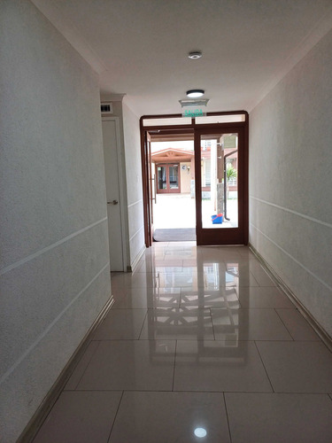 Arriendo Depto Incluye Ggcc (104279)