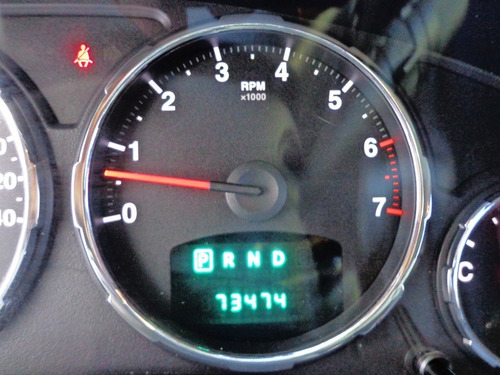 Imagen 18 de 18 de Jeep Cherokee Limited 2009 V6 4x4 Automático