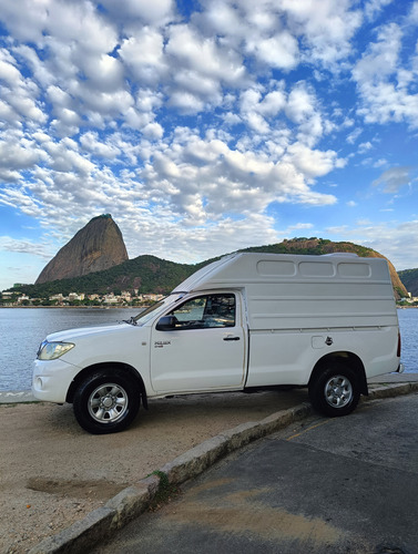 Toyota Hilux 2.5 Cab. Simples 4x4 2p