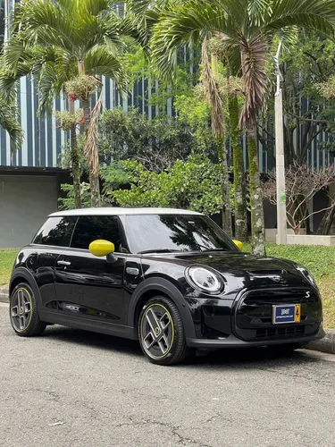 Mini Cooper Se 0.0 Iconic At