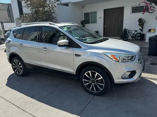 Ford Escape 2.5 Titanium At