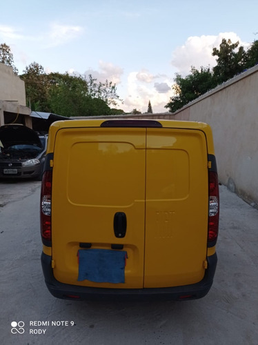 Imagem 7 de 14 de Fiorino Bau 2018 C/ Kit Gaz Muito Top.