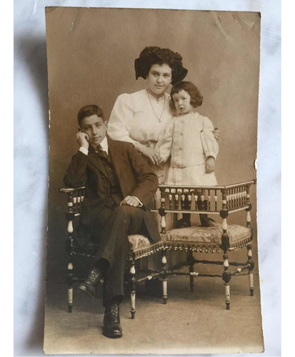 Foto-postal Familia Estudio Vigo España Año 1909 Dedicada