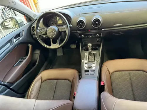Audi A3 TFSI Select