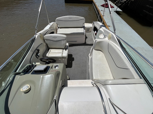 Imagen 13 de 17 de Lancha Cuddy Canestrari 245 Con Volvo V8 300 Hp Año 2015