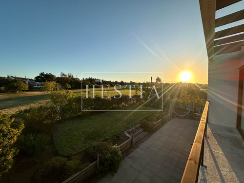 Luminosa Casa En Marbella
