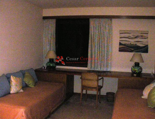 Casa En Golf, 4 Dormitorios *- Ref: 1064