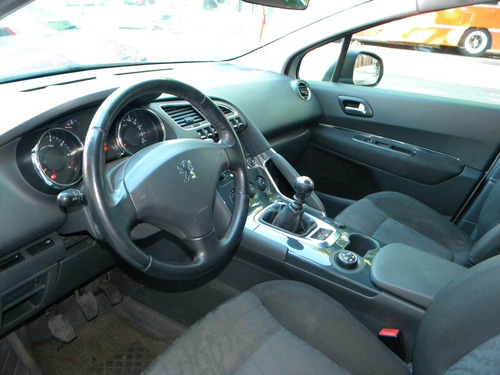 Peugeot 3008 1.6 Premium 2011