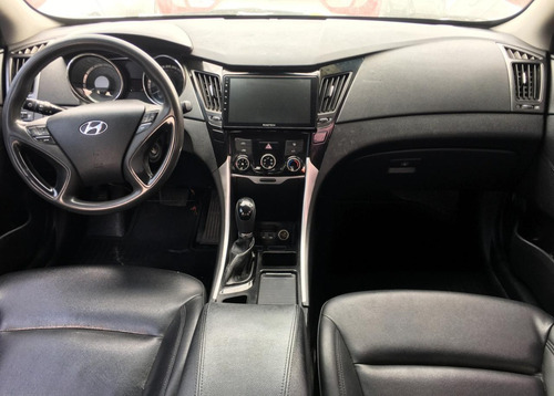 Imagen 6 de 10 de Hyundai Y20 2016