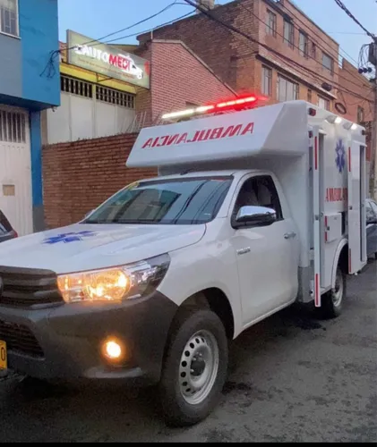Ambulancias Toyota Hailux