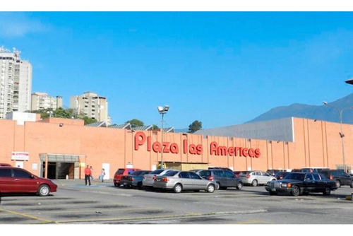 Local En El Centro Comercial Plaza Las Américas A Precio De Remate