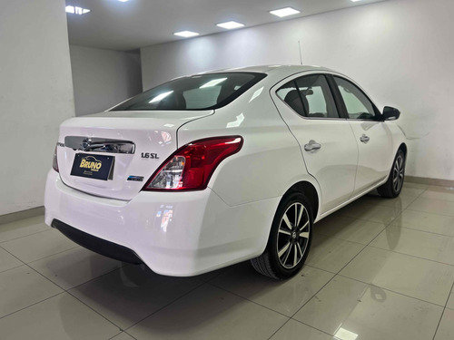 Nissan Versa 1.6 16V FLEX SL 4P XTRONIC