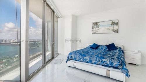 Departamento En Venta En Miami, Florida, Estados Unidos