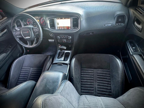 Dodge Charger 5.7 R-t At