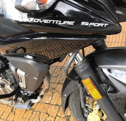 Bajaj Rouser As 200