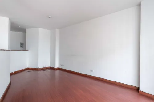 Oficina En Arriendo En Porciúncula. Cod A14391