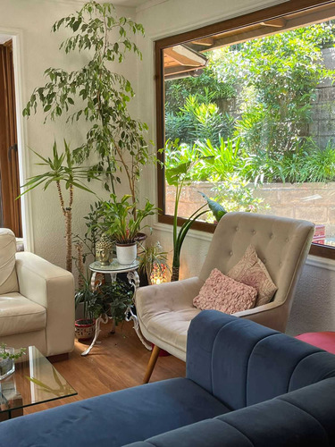 Cómoda Casa Con Inigualable Vista (63494)