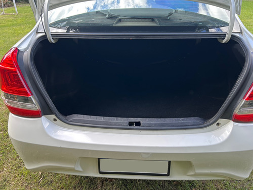 Toyota Etios 1.5 Sedan Xls