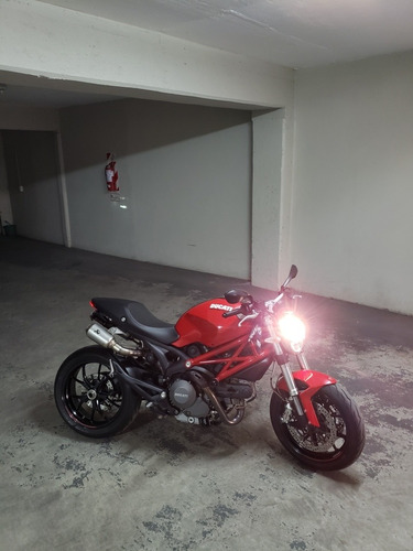 Ducati Monster 796 Abs