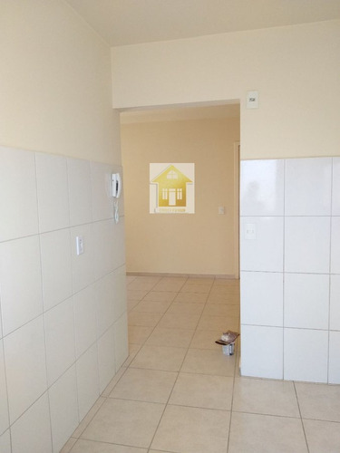 Apartamento A Venda No Bairro Santa Cândida Em Curitiba - - 566-1