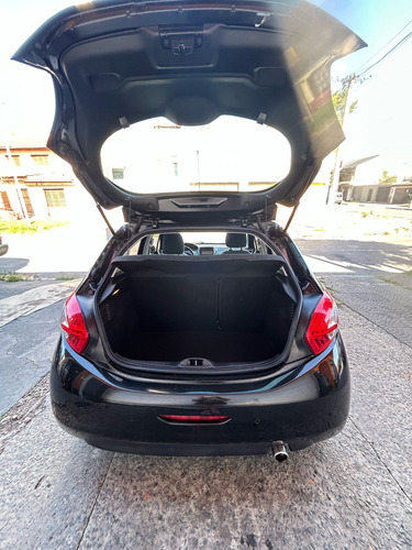 Peugeot 208 1.6 Allure Touchscreen