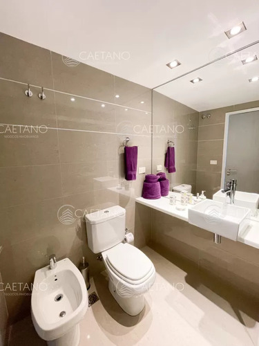 Venta Apartamento - 3 Dormitorios - Mansa - Punta Del Este