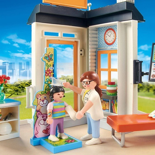Imagen 3 de 7 de Playmobil Pediatra Clinica Para Niños City Life 70818 Edu