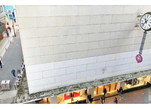 Sala Comercial Com Banheiro E Copa