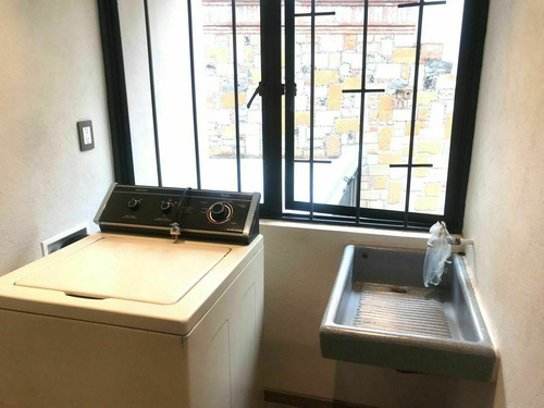 Imagen 19 de 30 de Divina, Remodelada Con Jardin Y Salon De Juegos