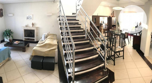 Imagem 2 de 30 de Casa Com 4 Dormitórios À Venda, 300 M² Por R$ 1.600.000,00 - Centro - Vinhedo/sp - Ca4141