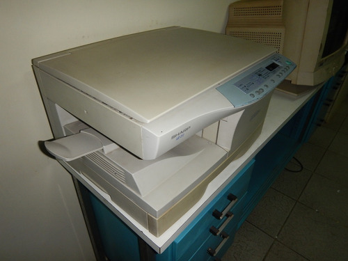 Imagen 1 de 2 de Fotocopiadora Sharp Modelo Ar-151