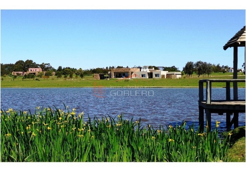 Venta De Terreno En Punta Del Este, La Barra, Barrio Privado El Quijote- Ref: 21342