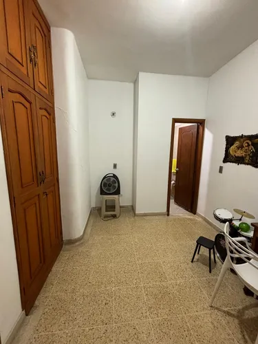 Vendo Amplia Casa En Laureles Lorena