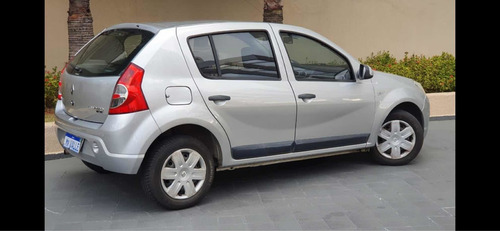 Imagem 2 de 4 de Renault Sandero 2011 1.6 Expression Hi-torque 5p