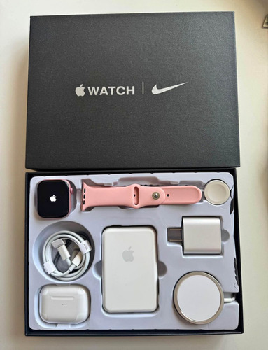 Kit Para Iphone Nike ( Incluye Apple Watch Y Airpods ) (Usado)