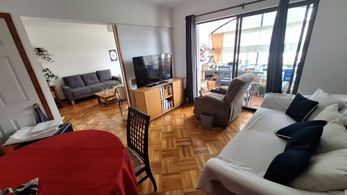 Amplio Departamento, Excelente Ubicación, Vende Dueño