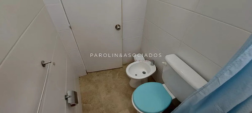 Casa En Venta A Pasos Del Mar En La Barra, Punta Del Este.